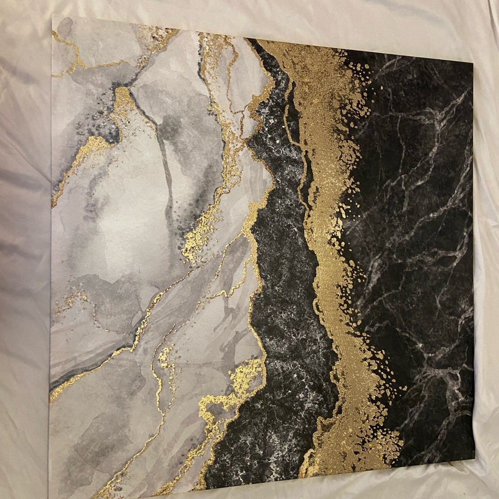 MARBLE AND GOLD DECOR PICTURES! CAN BE SOLD TOGETHER OR SEPARATE!GREAT CONDITION